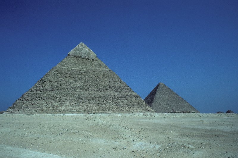 1983-0024-013-Bearbeitet.jpg - gizeh - pyramiden