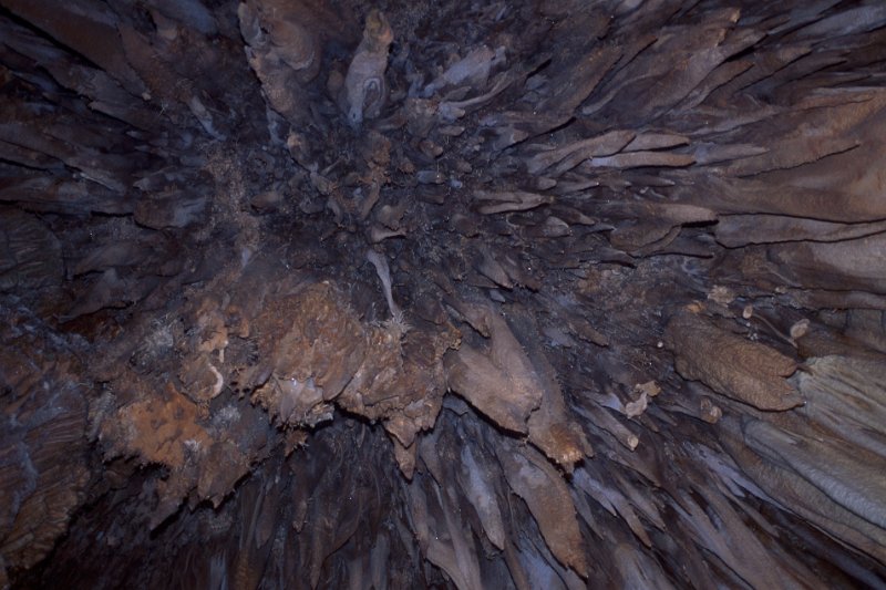 347-05.jpg - caverna do diabo, stalaktiten