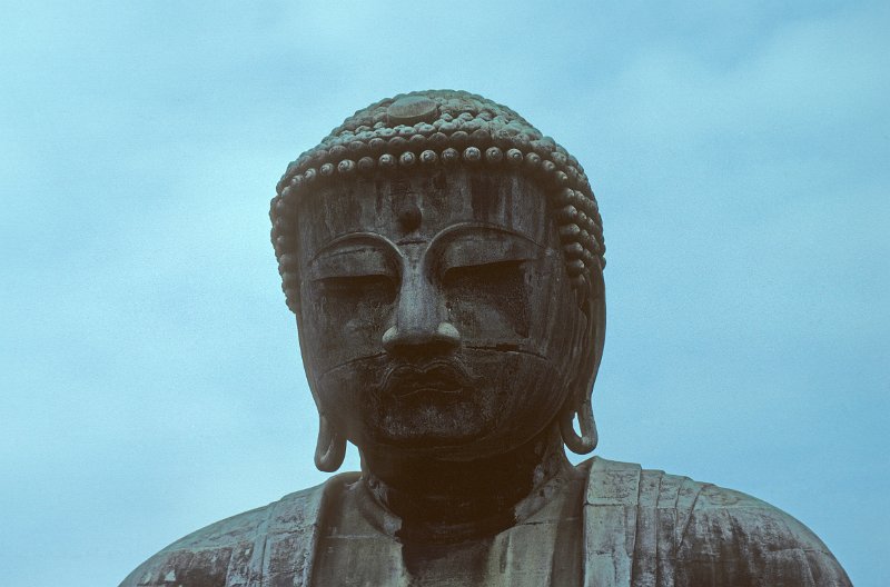 1982-0006-004-Bearbeitet.jpg - der gütige buddha